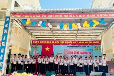 Lễ Tổng Kết Năm Học 2024–2025: Dấu Ấn Một Năm Phấn Đấu của Thầy và Trò THCS Minh Thạnh